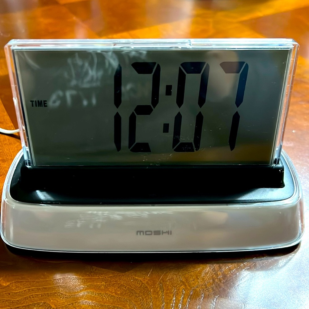 MOSHI Large LED DISPLAY Interactive Voice Response Alarm Clock White